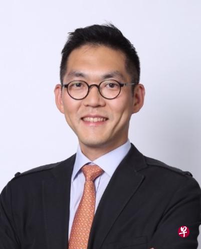 徐丙徽:睡眠面膜可代替夜间护肤霜或作为夜间护肤的最后步骤使用。 徐丙徽:睡眠面膜可代替夜间护肤霜或作为夜间护肤的最后步骤使用。
