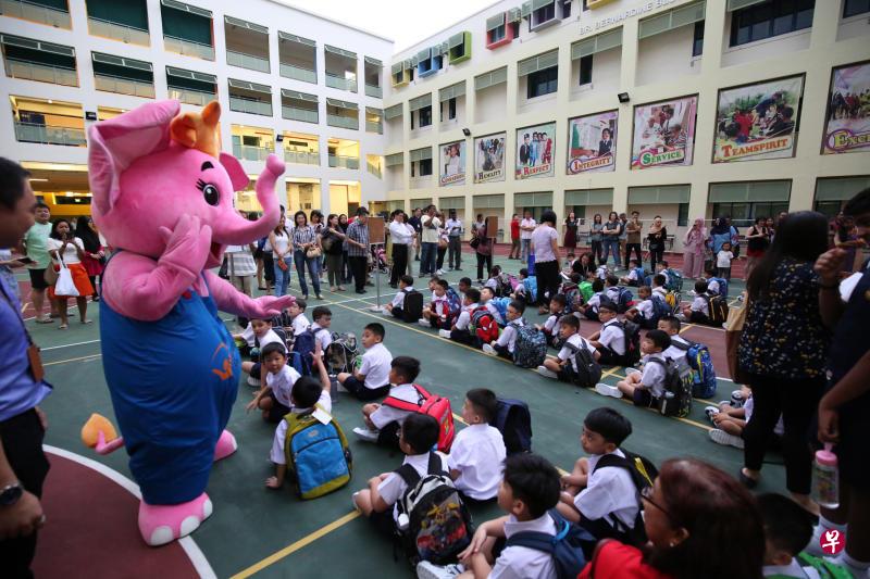 一些孩童可能抗拒上学,建议家长找出个中原因。(档案照) 一些孩童可能抗拒上学,建议家长找出个中原因。(档案照)