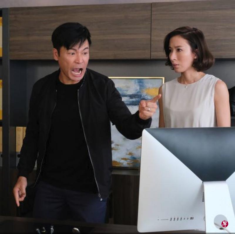 郭晋安（左）和杨怡演出一对为了利益不择手段的夫妻。（互联网）