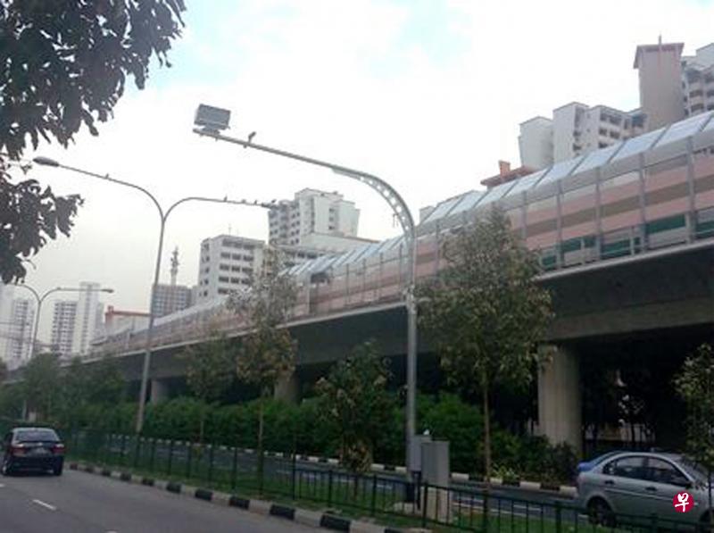 传感器(图中圆圈所示)将安装在企业路和文礼大道的交叉路口和行人过道。(陆交局提供) 传感器(图中圆圈所示)将安装在企业路和文礼大道的交叉路口和行人过道。(陆交局提供)