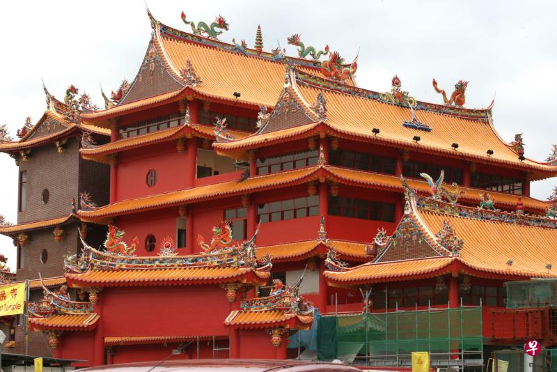 龙南殿新庙址位于惹兰加由与盛港西道交界处,与另两间庙宇共同组建惹兰加由联合庙。新庙外观庄严壮观。(档案照) 龙南殿新庙址位于惹兰加由与盛港西道交界处,与另两间庙宇共同组建惹兰加由联合庙。新庙外观庄严壮观。(档案照)