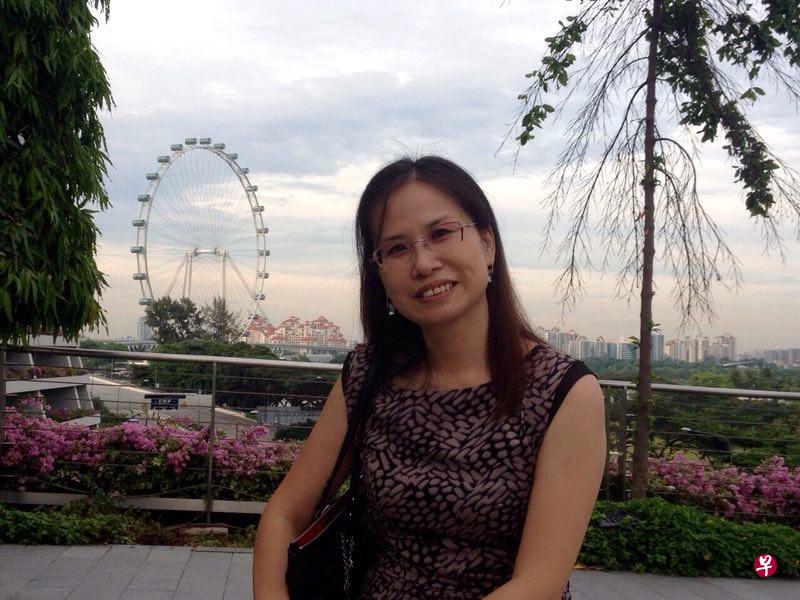 张桂华老师文学知识渊博,学生出题总难不倒她。(受访者提供) 张桂华老师文学知识渊博,学生出题总难不倒她。(受访者提供)