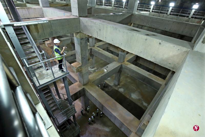 史丹福地下储水池占地0.5公顷,总容量达3万8000立方米,相当于15个奥林匹克游泳池。(梁麒麟摄) 史丹福地下储水池占地0.5公顷,总容量达3万8000立方米,相当于15个奥林匹克游泳池。(梁麒麟摄)