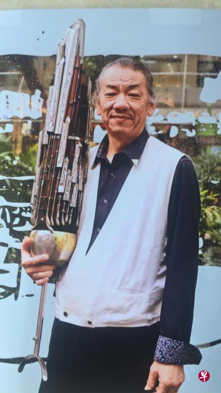 李志群以笙会友。(李志群提供) 李志群以笙会友。(李志群提供)