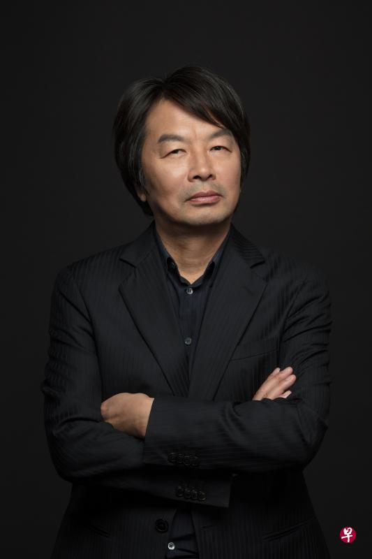 刘震云：写一部作品时，都想把它写好。但出版后回过头看，或者经读者朋友指出，每部作品都有缺憾。