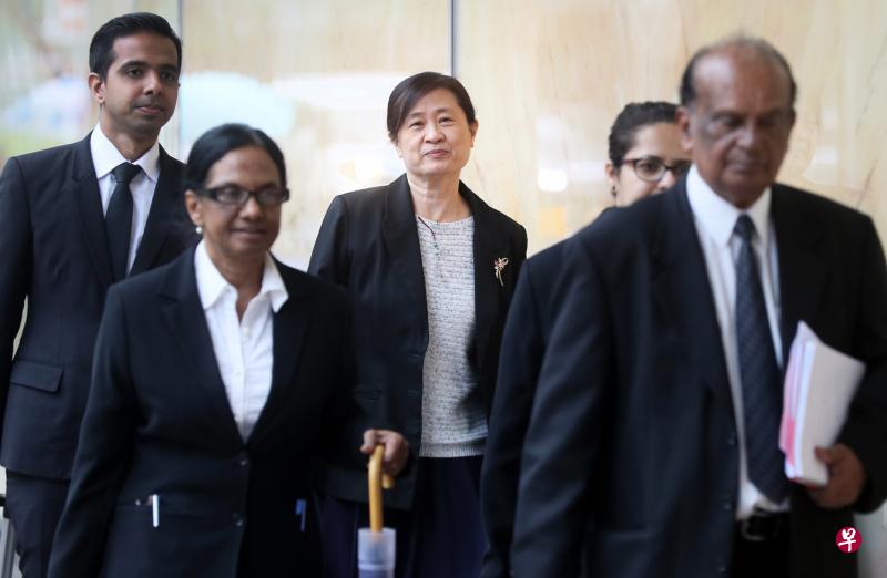 阿裕尼－后港市镇会前代理公司负责人侯文芳同时兼任市镇会要职，被诉方抨击有严重利益冲突。（吴伟国摄）