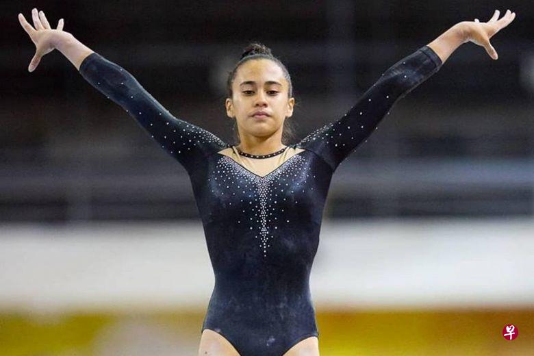 王崇慧在青奥会体操跨国团体赛中,协助“西蒙娜橙队”夺得冠军。(取自新加坡体操总会面簿) 王崇慧在青奥会体操跨国团体赛中,协助“西蒙娜橙队”夺得冠军。(取自新加坡体操总会面簿)