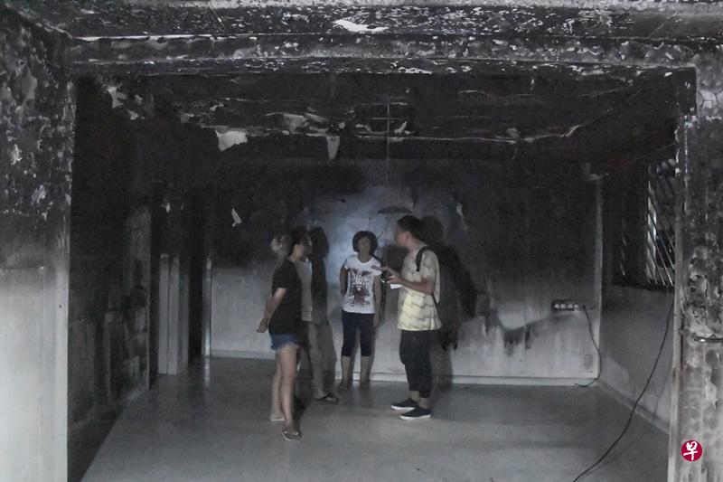 倪月铃跟亡夫花了30年建立起的家如今已被烧毁。（曾美玲摄）