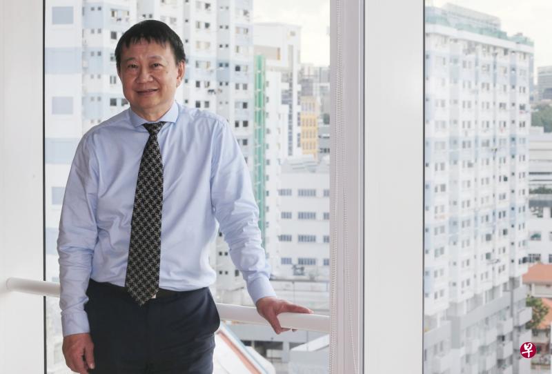 公共服务委员会主席李子扬昨天发表公开信,提到委员会将探讨以游戏测试为工具,鉴定奖学金申请者的特质。(林国明摄) 公共服务委员会主席李子扬昨天发表公开信,提到委员会将探讨以游戏测试为工具,鉴定奖学金申请者的特质。(林国明摄)