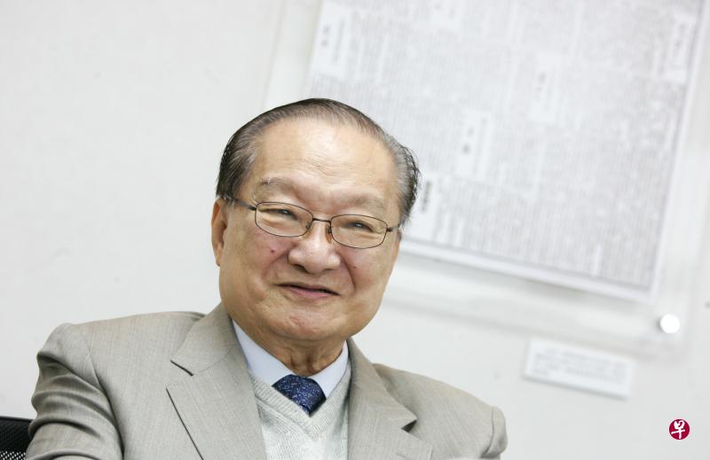 一代武侠小说家及报人查良镛10月30日于香港病逝。(MacLehose Press) 一代武侠小说家及报人查良镛10月30日于香港病逝。(MacLehose Press)