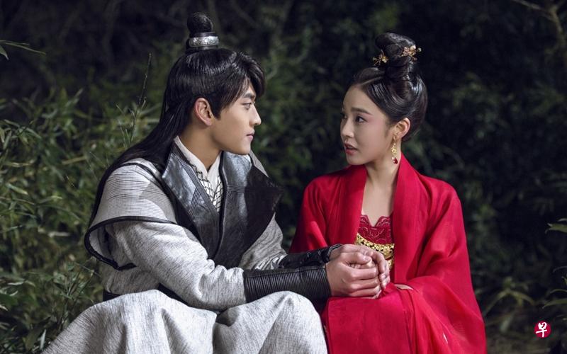 王天辰(左)穿越至大唐盛世,巧遇张佳宁饰演的公主。 王天辰(左)穿越至大唐盛世,巧遇张佳宁饰演的公主。