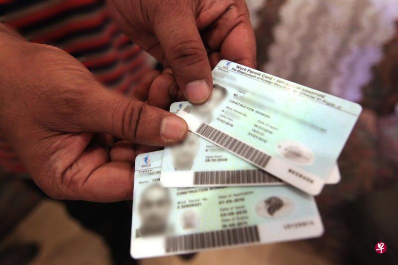 持工作准证的外国工人一旦被发现向非法借贷商借钱,将被遣返。(示意图) 持工作准证的外国工人一旦被发现向非法借贷商借钱,将被遣返。(示意图)