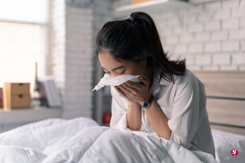 咳嗽超过三周,该提高警惕,因为这或许是肺结核的症状之一。(iStock) 咳嗽超过三周,该提高警惕,因为这或许是肺结核的症状之一。(iStock)