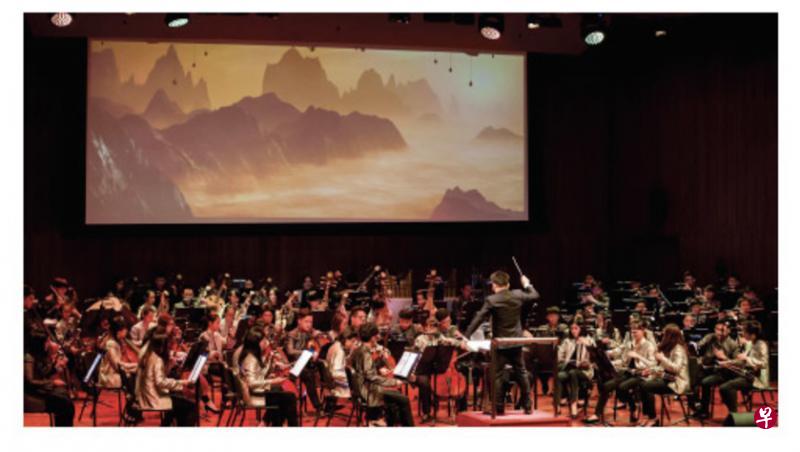 新加坡国家青年华乐团与香港青年中乐团呈献“青春荟萃”音乐会。(主办方提供) 新加坡国家青年华乐团与香港青年中乐团呈献“青春荟萃”音乐会。(主办方提供)