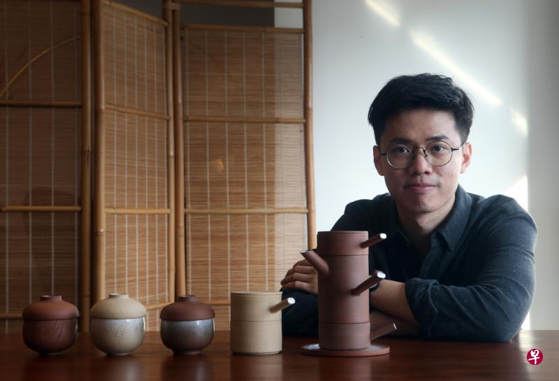年轻陶艺师杨文宇。 年轻陶艺师杨文宇。