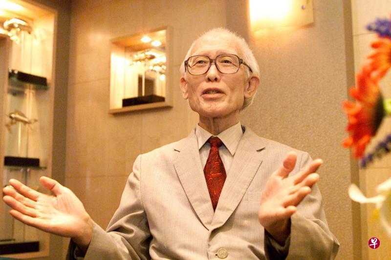 诗人余光中32年前创作的《让春天从高雄出发》至今仍不断被引用。(互联网) 诗人余光中32年前创作的《让春天从高雄出发》至今仍不断被引用。(互联网)