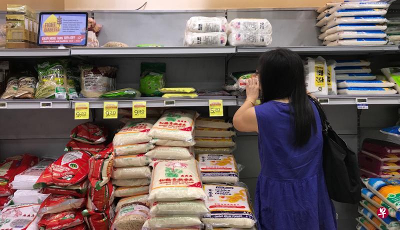 本地一项研究显示,吃白饭不会增加患第二型糖尿病的风险,若以面包代替白饭,则可降低患病概率。(档案照) 本地一项研究显示,吃白饭不会增加患第二型糖尿病的风险,若以面包代替白饭,则可降低患病概率。(档案照)