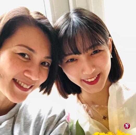 李锦梅与女儿长得十分相似。(照片来自李锦梅Ig) 李锦梅与女儿长得十分相似。(照片来自李锦梅Ig)