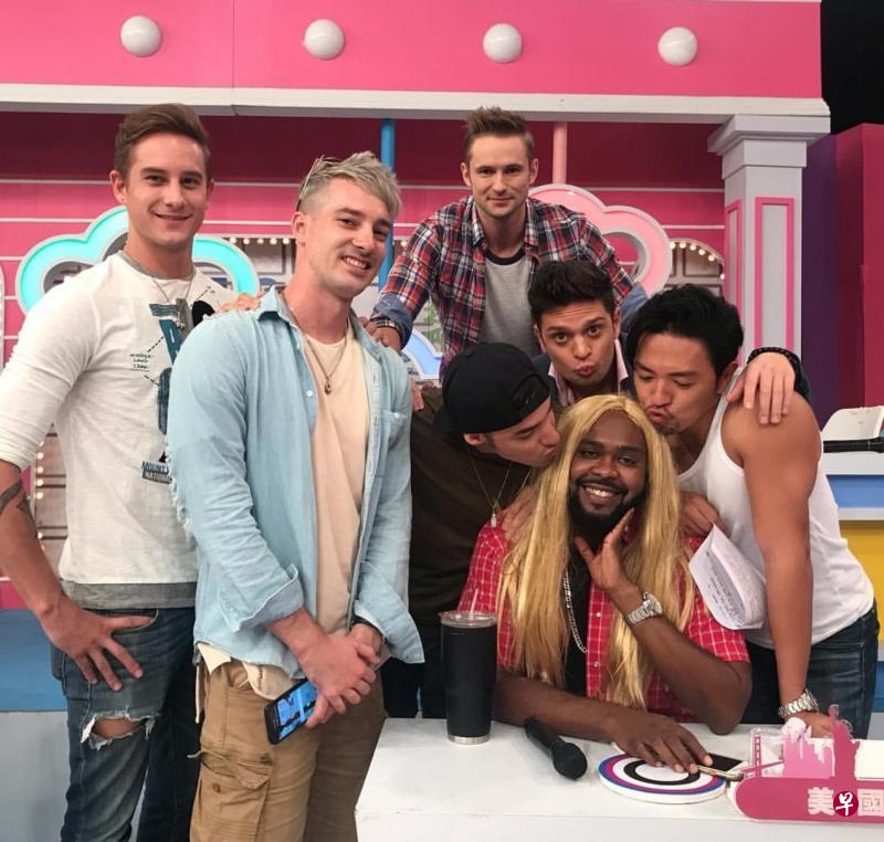 “联合国型男”没有包袱,肆无忌惮有话直说,常常笑死人。(互联网) “联合国型男”没有包袱,肆无忌惮有话直说,常常笑死人。(互联网)