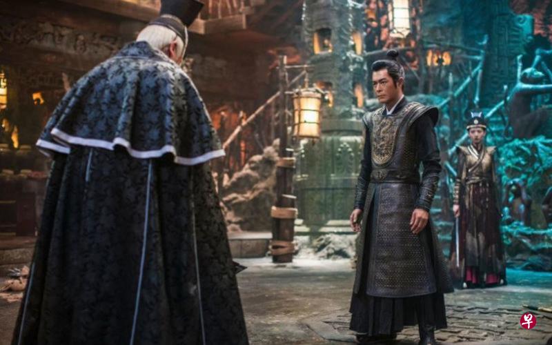 方中信(左)变太监,与古天乐有“暧昧情愫”。(邵氏提供) 方中信(左)变太监,与古天乐有“暧昧情愫”。(邵氏提供)