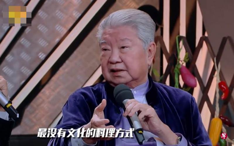 蔡澜称火锅最没文化 惹怒中国网民。(互联网) 蔡澜称火锅最没文化 惹怒中国网民。(互联网)