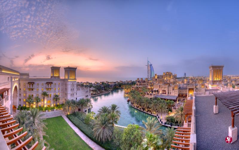 迪拜新旧交汇。(迪拜旅游局提供照片) 迪拜新旧交汇。(迪拜旅游局提供照片)