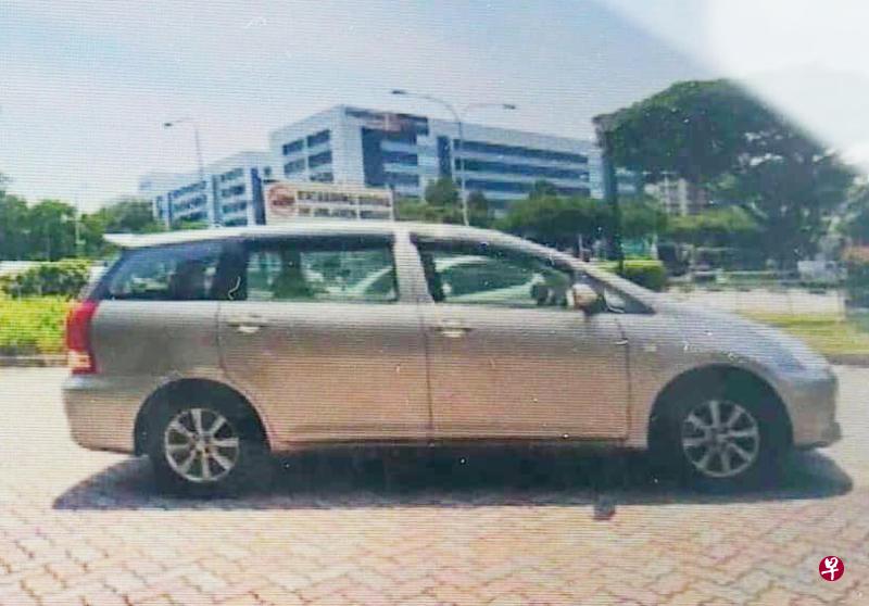 被偷的是这辆七人座休旅车。(取自面簿) 被偷的是这辆七人座休旅车。(取自面簿)