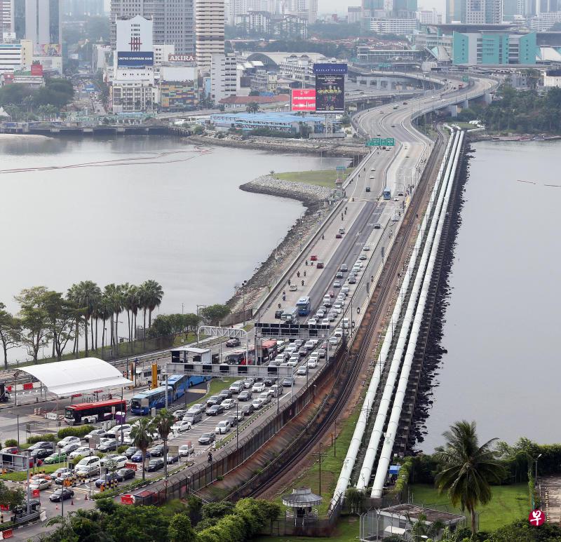 新柔长堤。(档案照) 新柔长堤。(档案照)