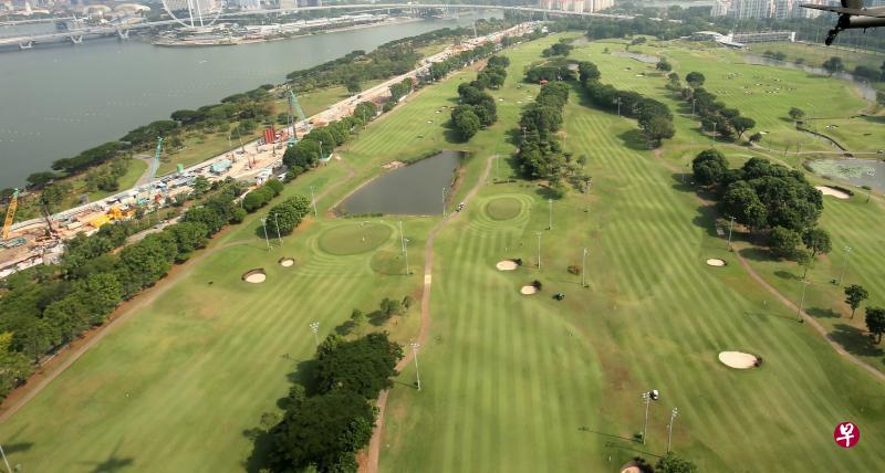 靠近建国元勋纪念堂的新地铁站目前是高尔夫球场的保留地段,而高尔夫球场的租约将在2024年到期,之后将不再发出新租约。(何家俊摄) 靠近建国元勋纪念堂的新地铁站目前是高尔夫球场的保留地段,而高尔夫球场的租约将在2024年到期,之后将不再发出新租约。(何家俊摄)