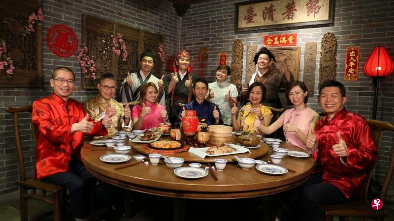 96.3好FM众DJ合唱三首贺年歌曲,也搭配喜庆温馨的视频。(96.3好FM提供) 96.3好FM众DJ合唱三首贺年歌曲,也搭配喜庆温馨的视频。(96.3好FM提供)