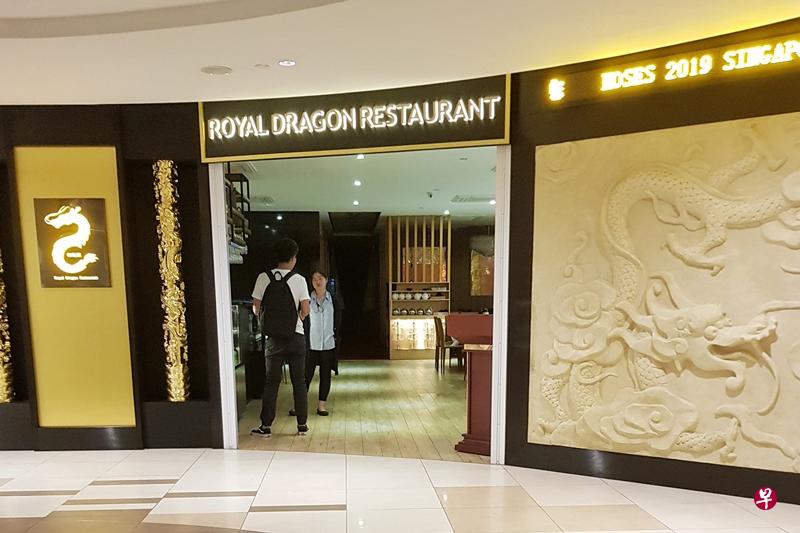 牛车水这间餐馆目前只做旅行团生意,不接待散客。(翁嘉嘉摄) 牛车水这间餐馆目前只做旅行团生意,不接待散客。(翁嘉嘉摄)