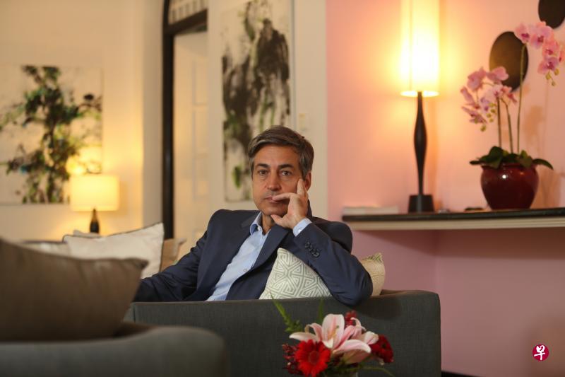 法国驻新加坡大使阿邦苏尔认为,新加坡和法国过去一年对联合推动创新的认知和决心都加强了。(叶振忠摄) 法国驻新加坡大使阿邦苏尔认为,新加坡和法国过去一年对联合推动创新的认知和决心都加强了。(叶振忠摄)