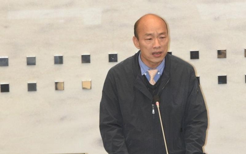 韩国瑜昨天首度赴高雄市议会临时会进行施政报告并备询。(自由时报) 韩国瑜昨天首度赴高雄市议会临时会进行施政报告并备询。(自由时报)