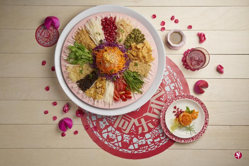 灵芝素食馆的素鱼生,健康美味。(餐馆提供) 灵芝素食馆的素鱼生,健康美味。(餐馆提供)