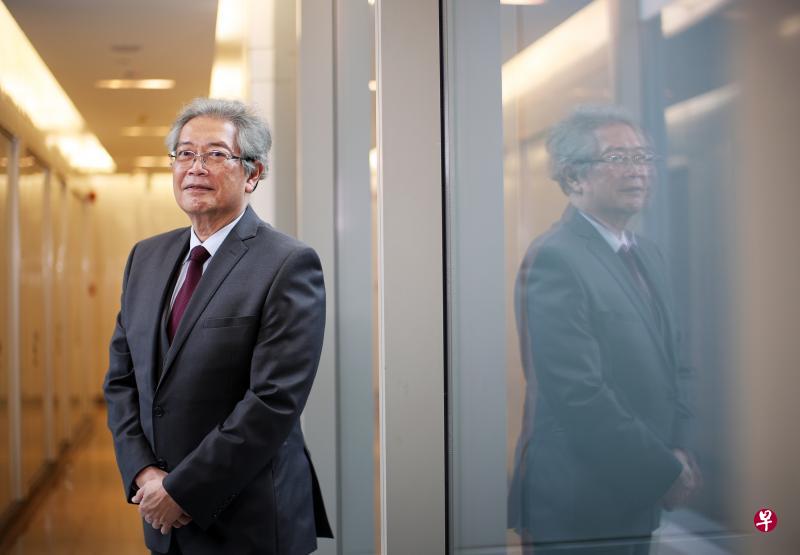 黄荣业教授:新加坡有关生殖医学的创新都在过去,我们没有新的发明。(林泽锐摄) 黄荣业教授:新加坡有关生殖医学的创新都在过去,我们没有新的发明。(林泽锐摄)