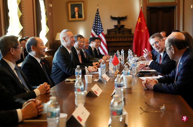 笔者认为,“华盛顿回合”才是中美经贸谈判的真正“闯关”性谈判。图为中美代表团30日起在华盛顿展开的贸易谈判。(路透社) 笔者认为,“华盛顿回合”才是中美经贸谈判的真正“闯关”性谈判。图为中美代表团30日起在华盛顿展开的贸易谈判。(路透社)