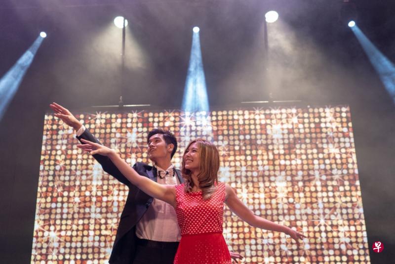 在情人节当天,《女鬼爱上尸》男女主角向洋与黄晶玲将在现场与观众分享拍片的苦与乐。(剧照/嘉华) 在情人节当天,《女鬼爱上尸》男女主角向洋与黄晶玲将在现场与观众分享拍片的苦与乐。(剧照/嘉华)