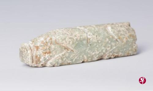 刻制猪鼻子、耳朵的汉朝玉石。(互联网) 刻制猪鼻子、耳朵的汉朝玉石。(互联网)