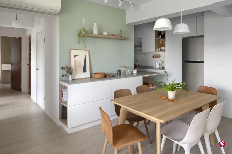 厨房和饭厅的墙壁拆除,空间开阔明亮。 厨房和饭厅的墙壁拆除,空间开阔明亮。