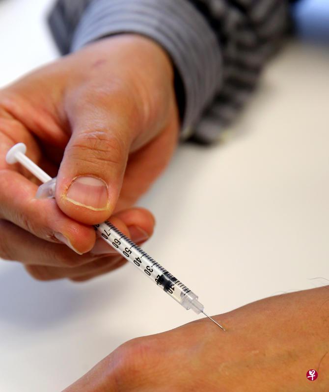 之前表明无意翻案重审的卫生部已要求新加坡医药理事会向法庭申请复审。(档案照片) 之前表明无意翻案重审的卫生部已要求新加坡医药理事会向法庭申请复审。(档案照片)