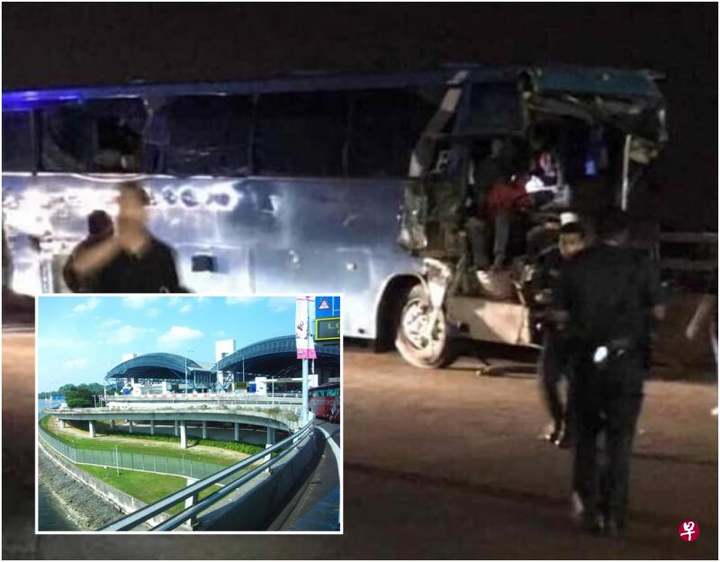 厂巴车头整个毁坏不堪,司机受困车座内;两名女乘客相信是被抛飞到立交桥下的草坪。(取自面簿) 厂巴车头整个毁坏不堪,司机受困车座内;两名女乘客相信是被抛飞到立交桥下的草坪。(取自面簿)