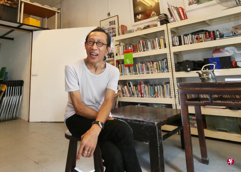 2005年新加坡文化奖得主李文昨天病逝。他的下一个演出已申请到国家艺术理事会资助,原本想出院后继续为艺术贡献。(档案照片) 2005年新加坡文化奖得主李文昨天病逝。他的下一个演出已申请到国家艺术理事会资助,原本想出院后继续为艺术贡献。(档案照片)