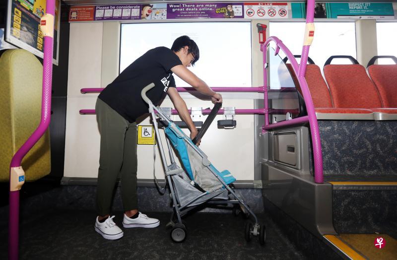 到2020年,所有巴士都将安装婴儿车固定装置。(档案照片) 到2020年,所有巴士都将安装婴儿车固定装置。(档案照片)