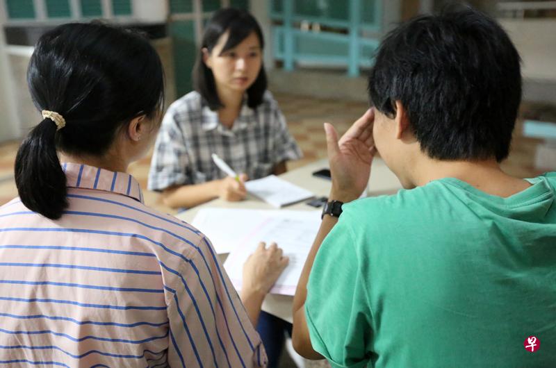 罗先生的车遭人拖走,对生活造成不便。(曾宪窿摄) 罗先生的车遭人拖走,对生活造成不便。(曾宪窿摄)