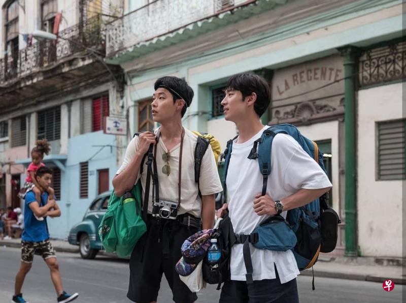 柳俊烈(左)和李帝勋同游古巴,彼此对旅伴都很满意。(互联网) 柳俊烈(左)和李帝勋同游古巴,彼此对旅伴都很满意。(互联网)