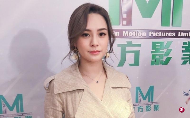 “阿娇”钟欣潼去年与台湾医生赖弘国登记结婚。(微博图) “阿娇”钟欣潼去年与台湾医生赖弘国登记结婚。(微博图)