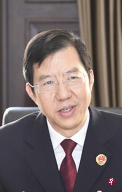 于天敏曾长期在重庆政法系统工作,2010年在重庆“打黑除恶”运动中被授予一等功。(互联网) 于天敏曾长期在重庆政法系统工作,2010年在重庆“打黑除恶”运动中被授予一等功。(互联网)