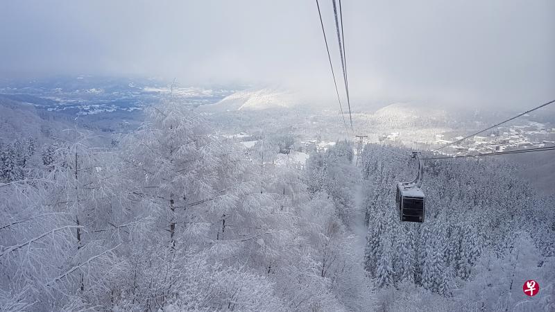 藏王山以宜人的冬季风景成为日本人爱去的滑雪场 。 藏王山以宜人的冬季风景成为日本人爱去的滑雪场 。