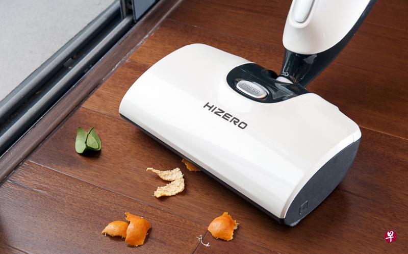Hizero F801四合一清洁机采用先进技术,一次过把地板打扫干净。(商家提供) Hizero F801四合一清洁机采用先进技术,一次过把地板打扫干净。(商家提供)