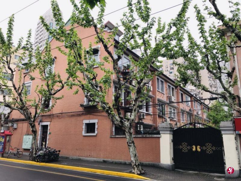 上海陕西北路640弄的房屋建于上世纪20年代后期，大约1927至1929年。由巫漪丽的父亲，留美建筑师巫振英设计。